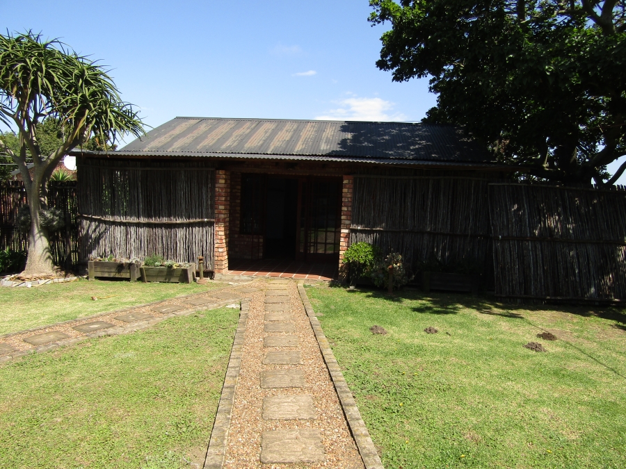 3 Bedroom Property for Sale in Humansdorp Eastern Cape